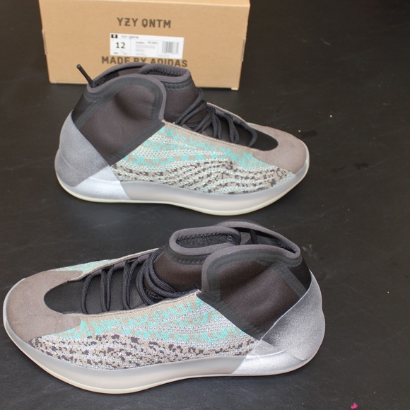 adidas Yeezy Quantum Teal Blue 2020 G58864 main image 7
